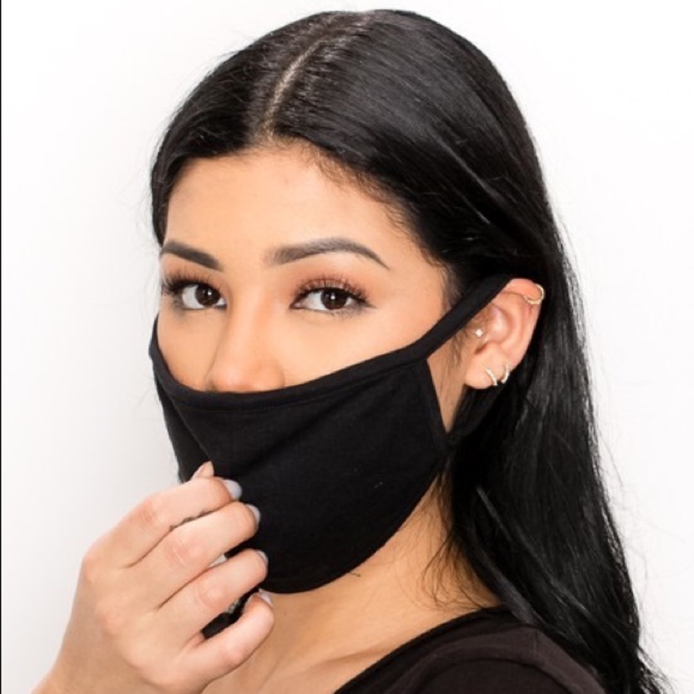 4 MADE IN USA, Black Unisex Face Mask - Picture 2 of 8
